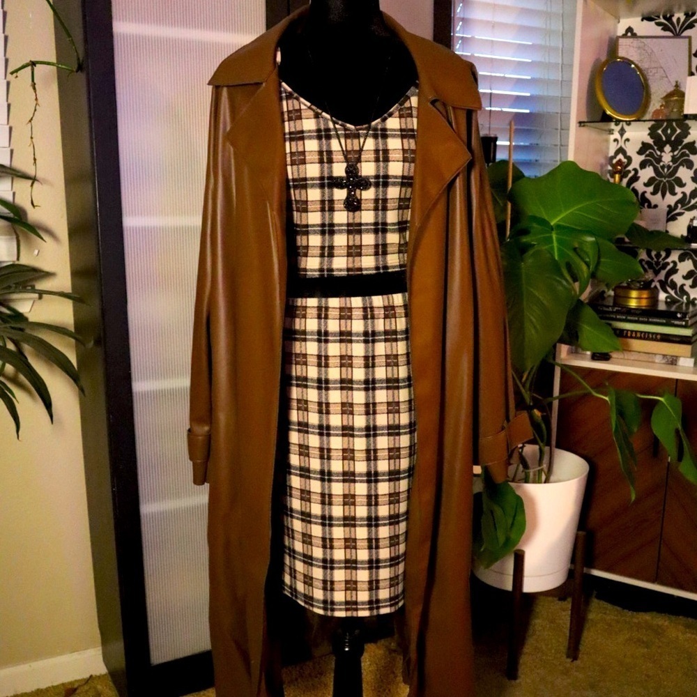 Top and Mini Skirt Crop Set - Picture 3 of 4